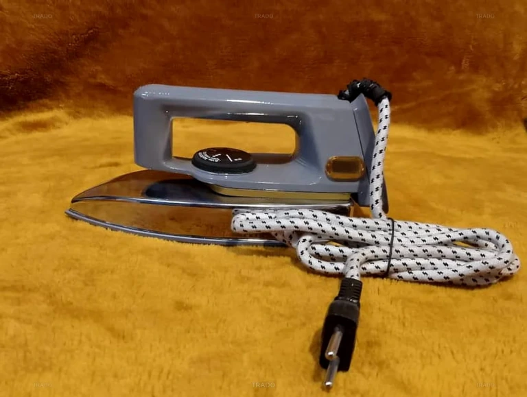 Iron / Dry Iron / Electric Iron / Models for Sale in Lahore