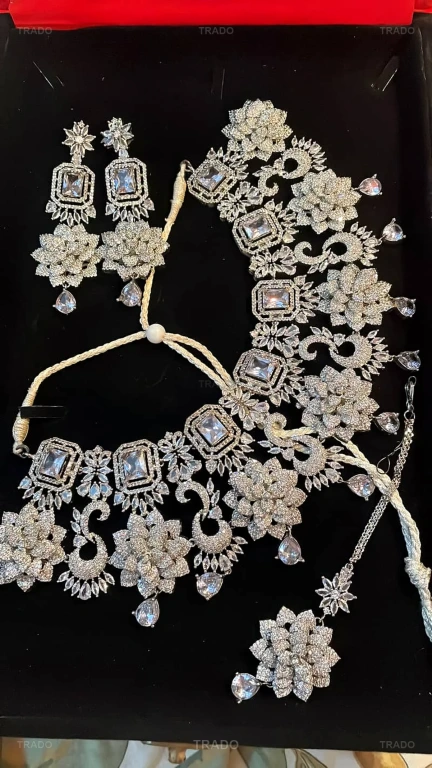 Bridal Jewellery Set for Sale in Lahore