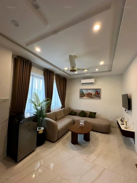 Apartment Short Stay Nd per Day Sequar Nd Gated in Lahore