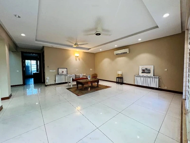 Fully Furnished Upper Portion for Rent in F-8, Islamabad